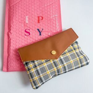 Ipsy September bag coin purse accessories  glam bag yellow snap satchel 1 bag